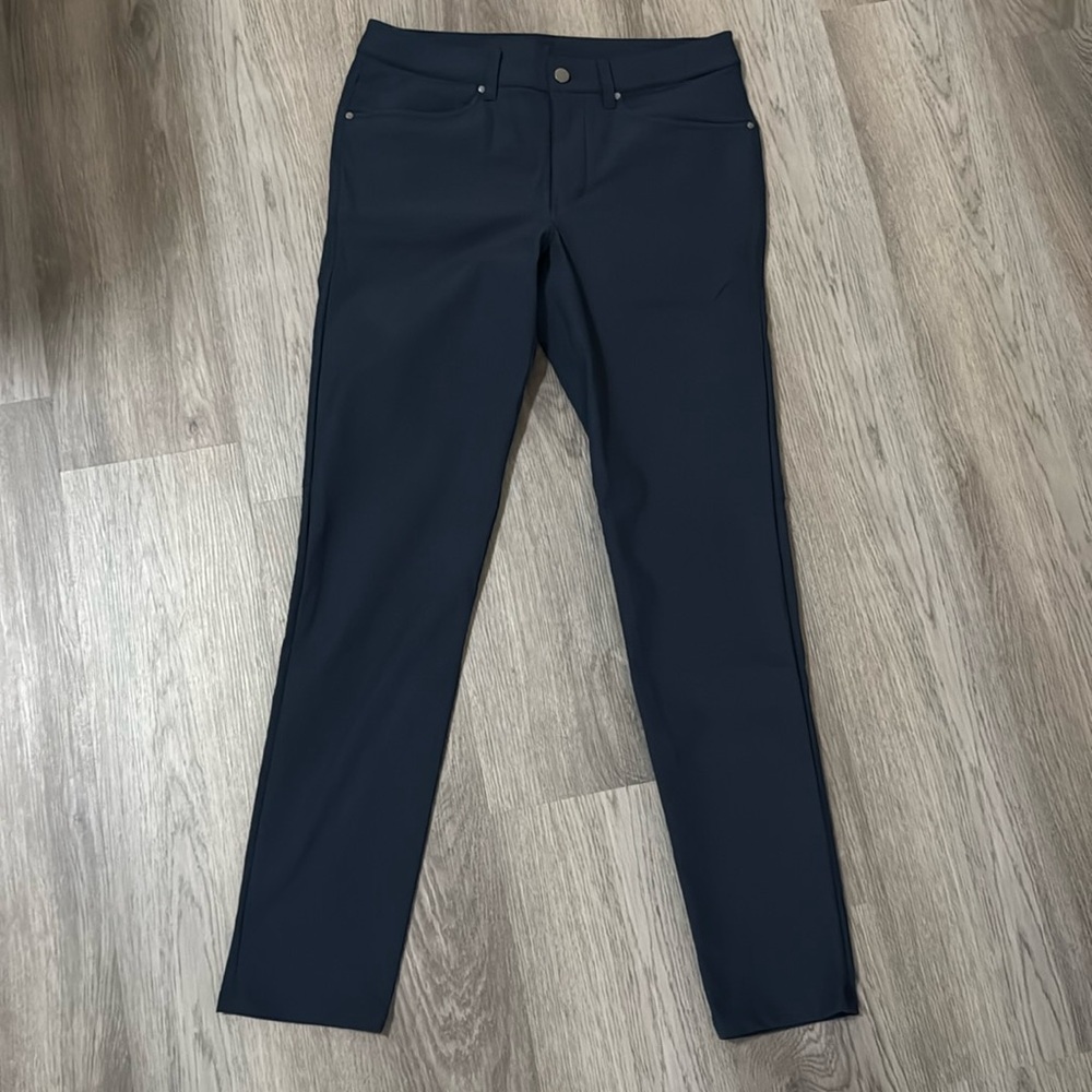 Lululemon men’s ABC pant slim fit 31”waist - 34”L